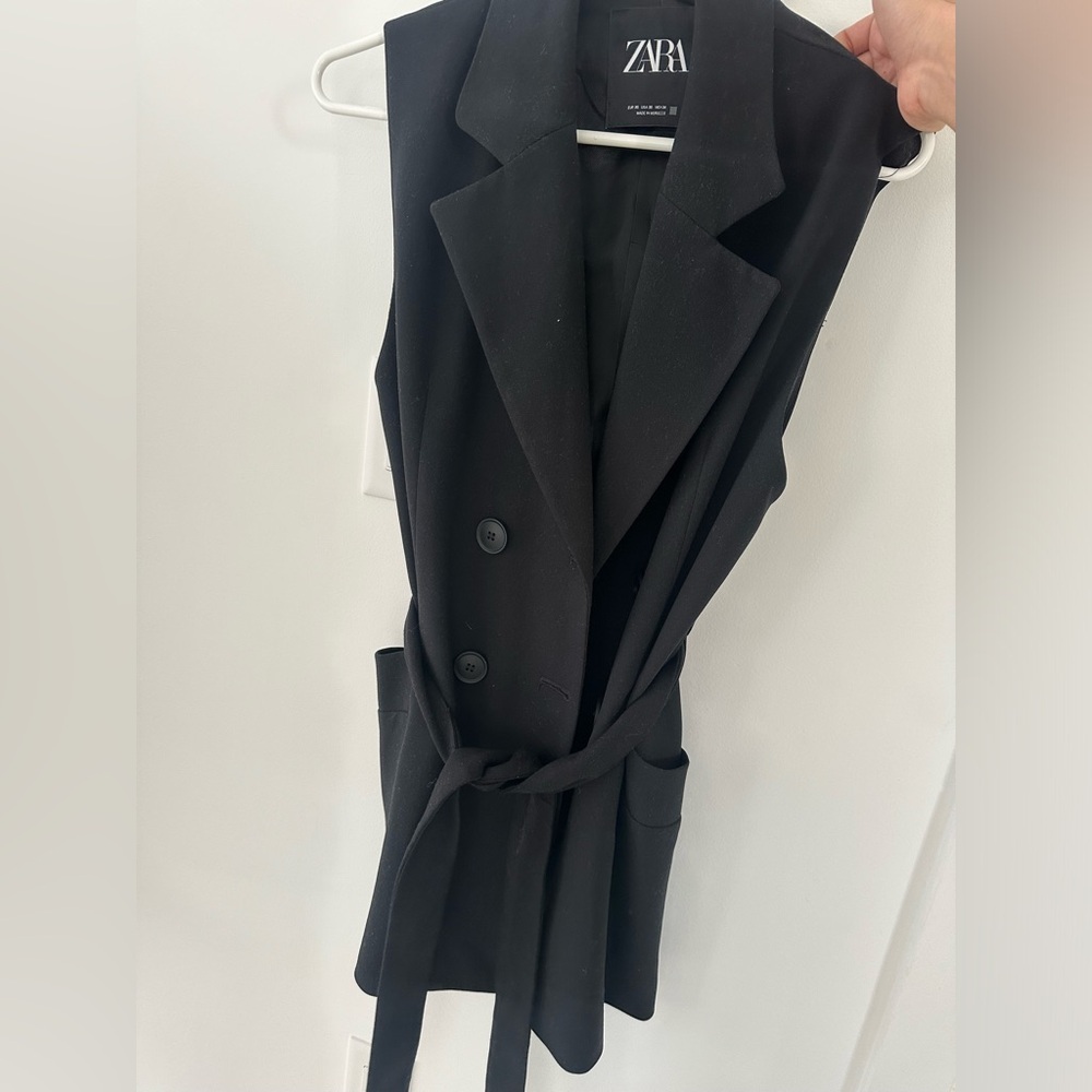 Zara buttons vest with belt